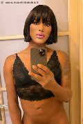 Milano Trav Escort Laura Cubana 338 30 91 910 foto selfie 14