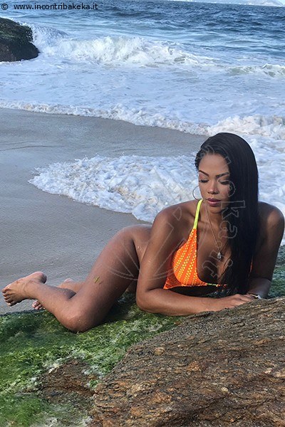 Natty Collin  AVIGNONE 0033785226903